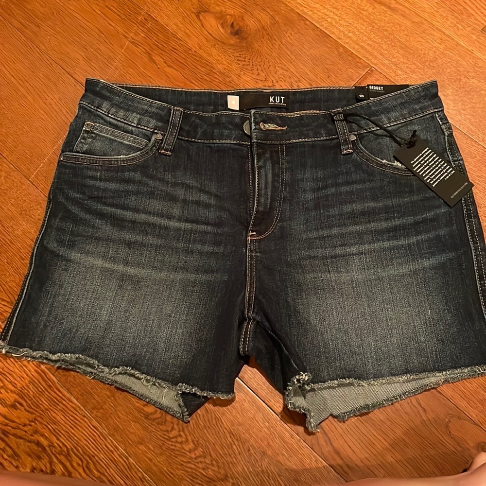 NWT kut from the kloth denim shorts! Size 10